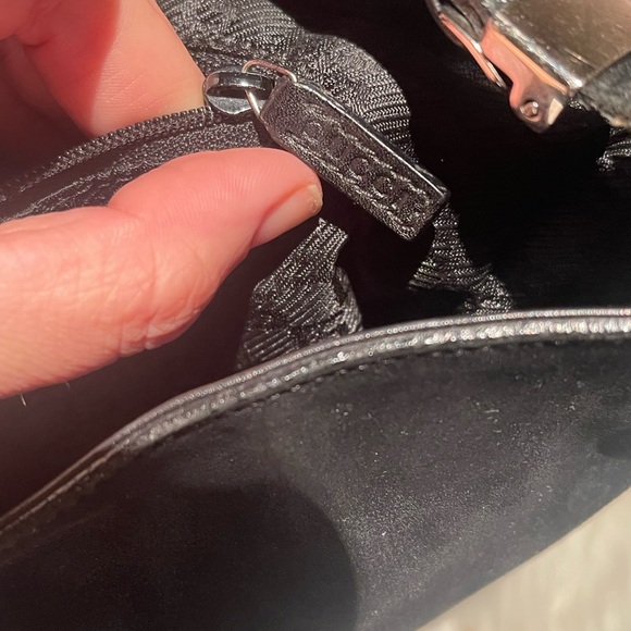 🔥Authentic Gucci Black on black shoulder bag suede and leather 001 4052 - Picture 15 of 16